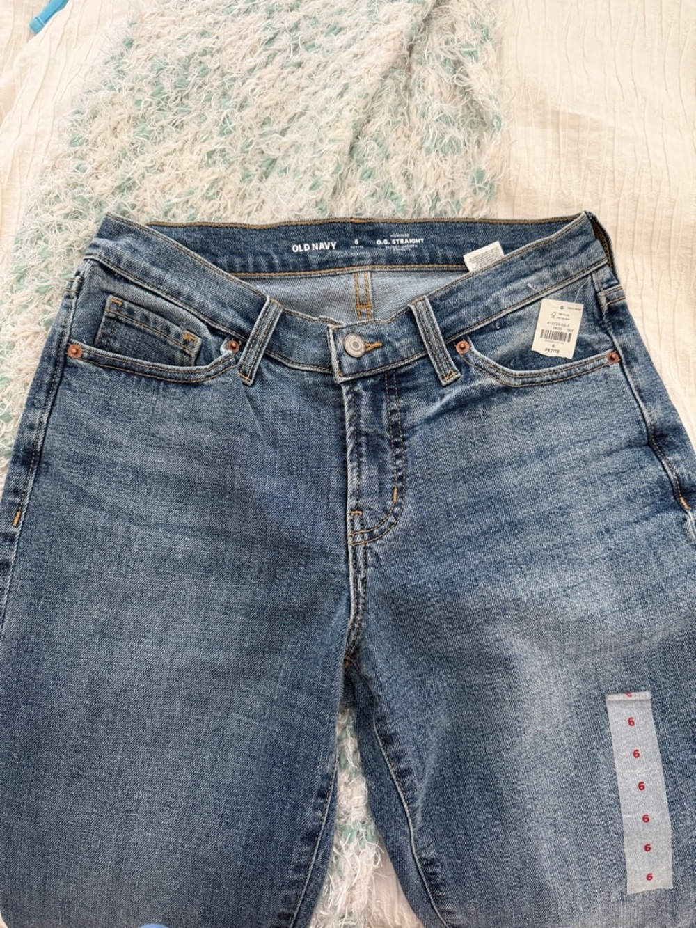 Old Navy Women's Medium Blue High-Rise O.G Straight secret smooth pockets.